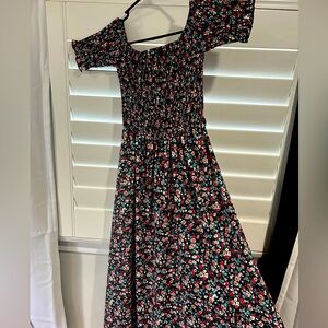 Floral DRESS , can be worn off the shoulder or not, SIZE XS.